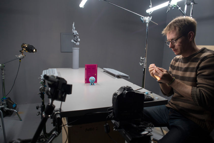 IMAGE: Merlin Crossingham BTS Photo