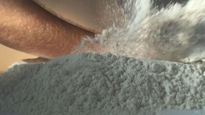 VIDEO: Vinyl Initial Powder Test